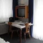 Haus Edith Privathaus Mit Gaestezimmern Rum i privatbostad Bregenz